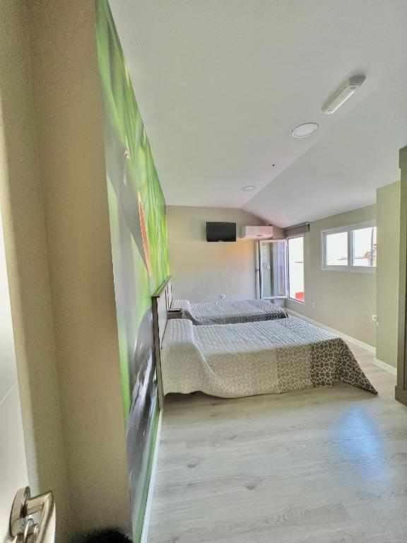 גרנדה Hostal Viena Plaza Nueva מראה חיצוני תמונה